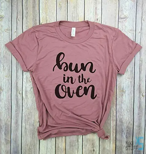 Bun in the oven | preggers shirt, pregnancy announcement, baby shower gift, pregnancy gift, Mom to Be, Pregnancy Reveal, New Mom Shirt, Pregnancy Announcement Shirt, Est 2019.